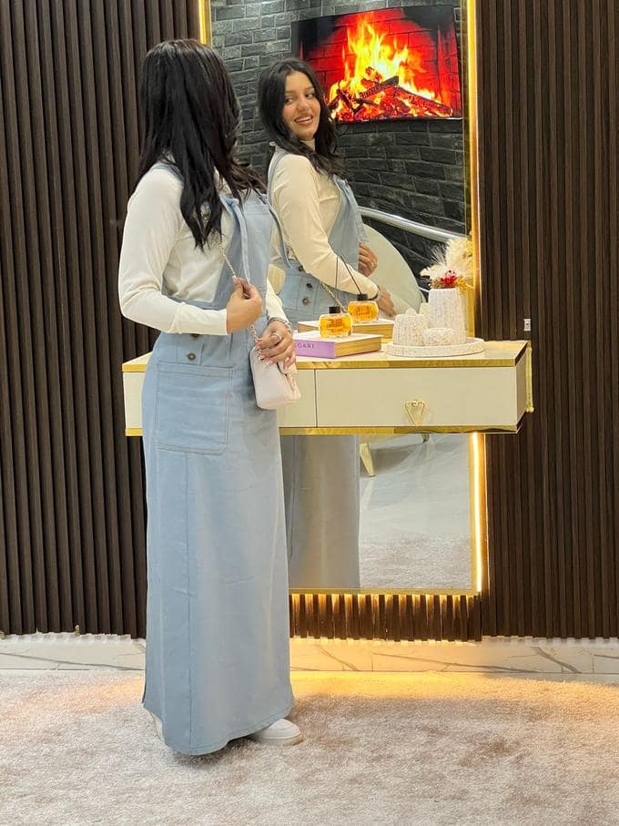 ⁦Salopette jupe Jean⁩ - الصورة ⁦9⁩